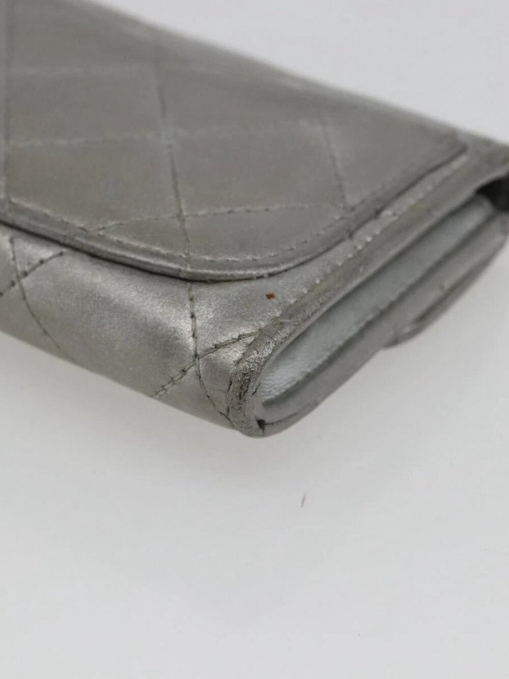 CHANEL Matelasse Card Case Leather Silver CC Auth 171336 - Picture 9 of 16